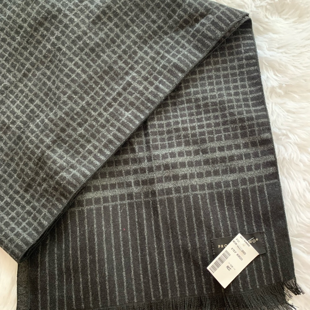 PRONTO UOMO Mens black and gray 80% viscose so soft plaid fringe scarf β¦ - Picture 5 of 7